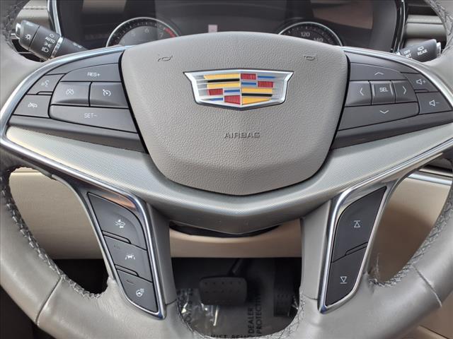 used 2022 Cadillac XT5 car, priced at $30,995