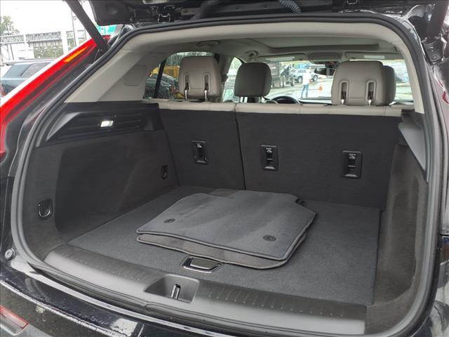 used 2023 Cadillac XT4 car, priced at $27,895