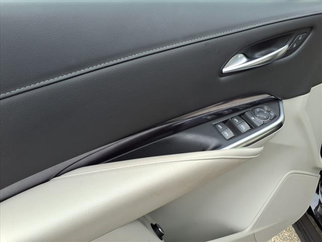 used 2023 Cadillac XT4 car, priced at $28,995