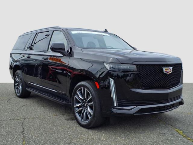 used 2023 Cadillac Escalade ESV car, priced at $72,495