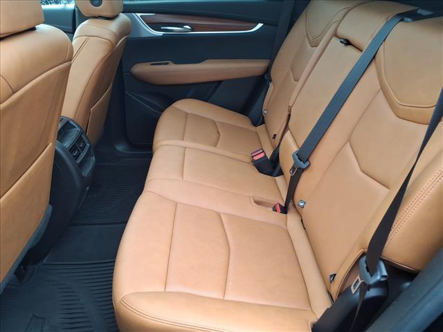 used 2022 Cadillac XT5 car, priced at $30,995