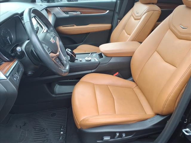 used 2022 Cadillac XT5 car, priced at $30,995