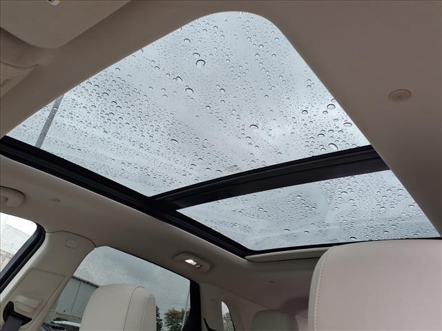 used 2023 Cadillac XT5 car, priced at $33,995