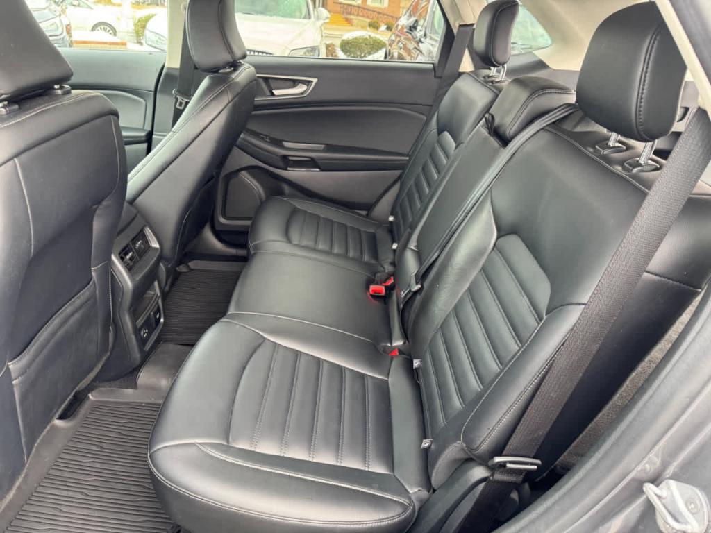 used 2022 Ford Edge car, priced at $26,900