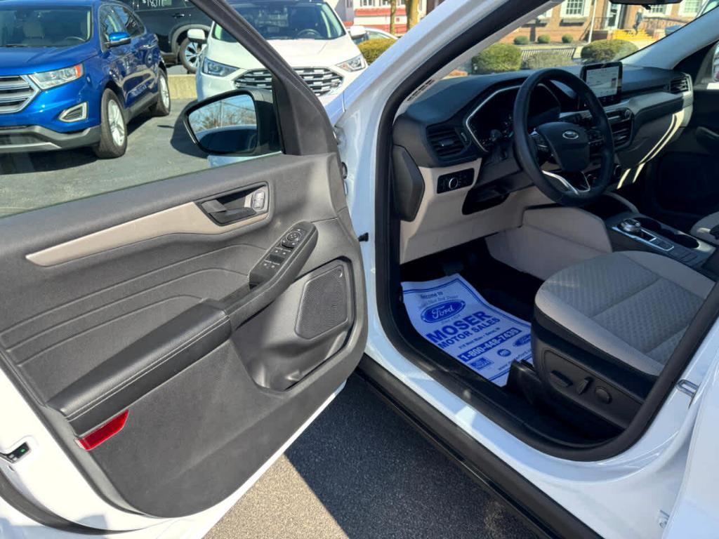 used 2022 Ford Escape car, priced at $24,900