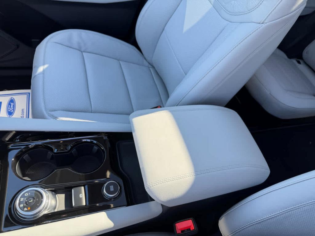 new 2025 Ford Explorer car, priced at $60,795