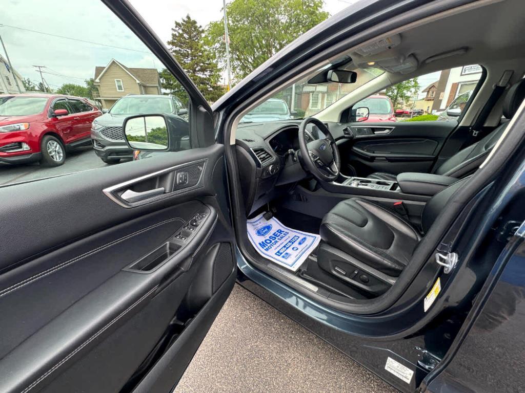 used 2022 Ford Edge car, priced at $25,900