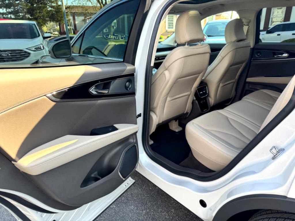 used 2021 Lincoln Nautilus car, priced at $36,500