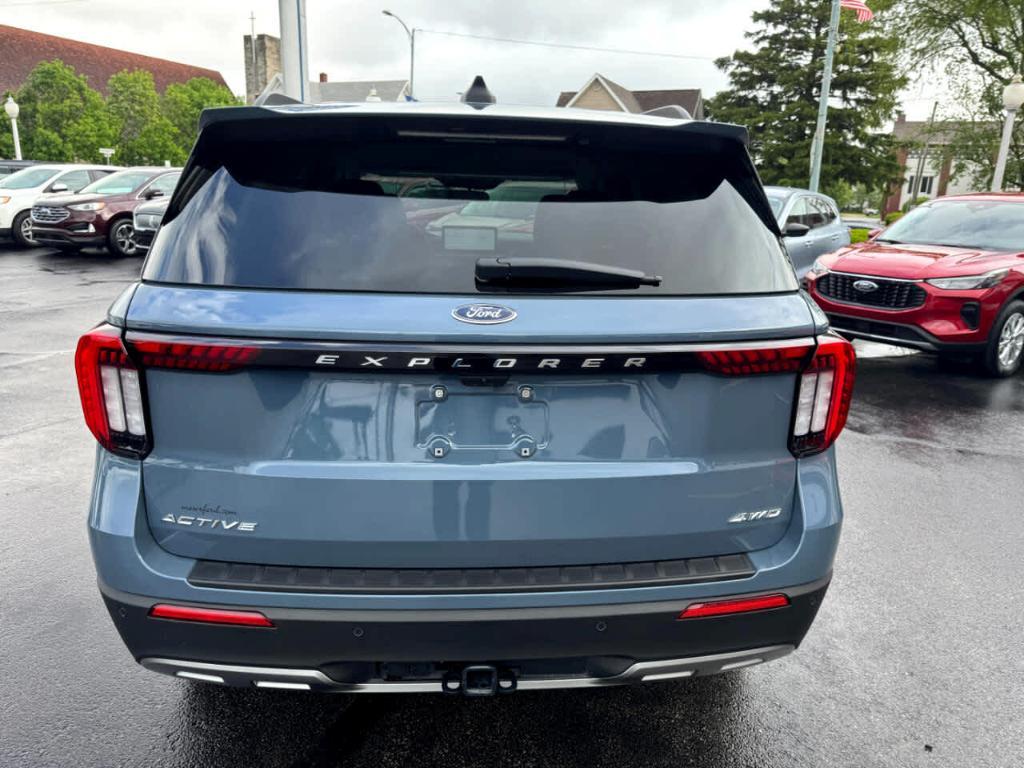 new 2025 Ford Explorer car, priced at $45,637