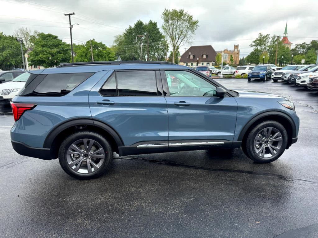 new 2025 Ford Explorer car, priced at $45,637