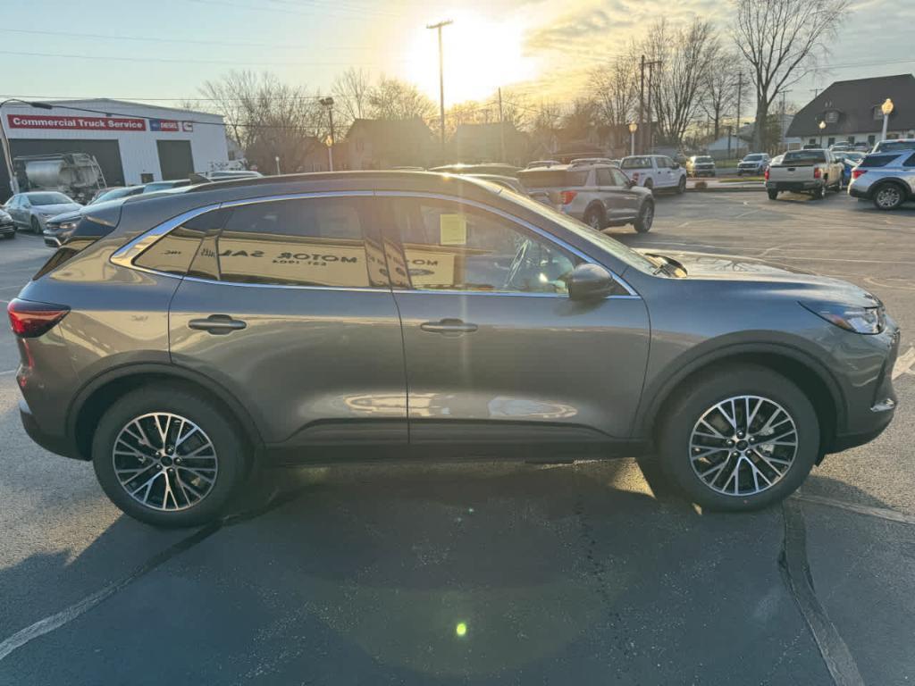 new 2025 Ford Escape car, priced at $36,525