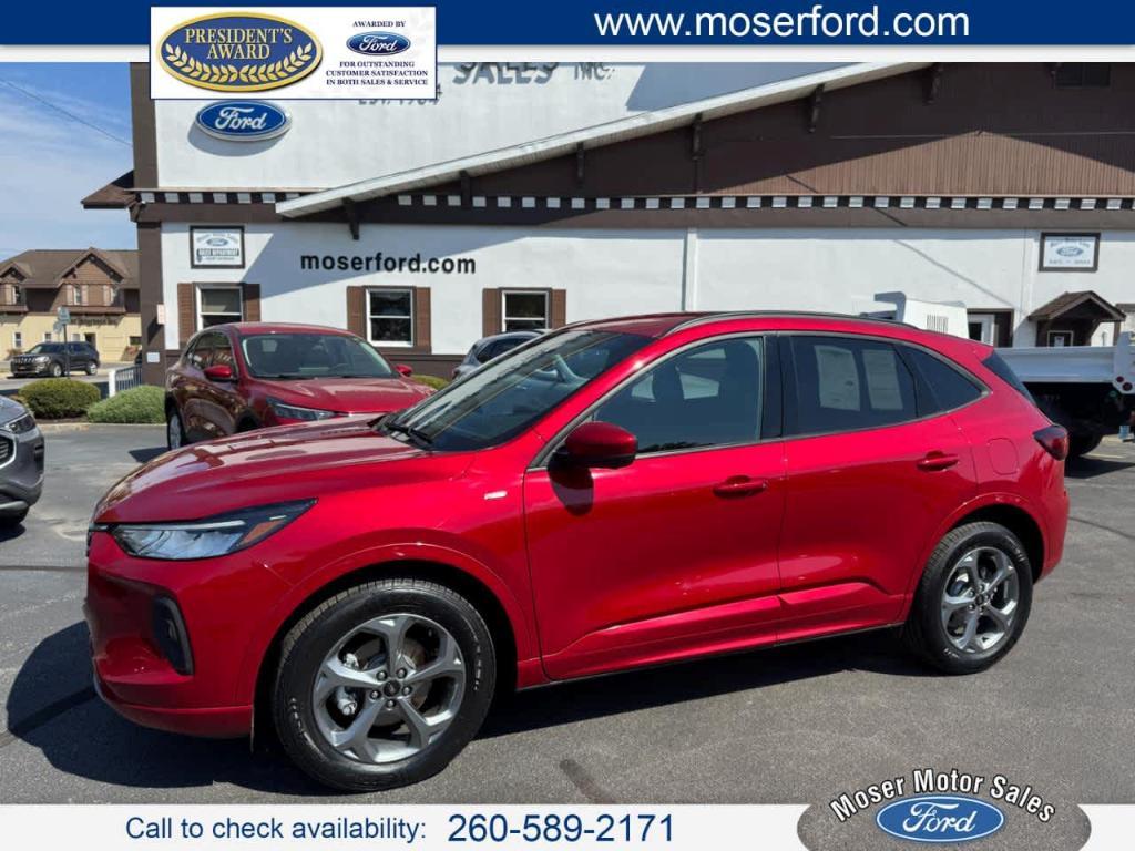 used 2023 Ford Escape car, priced at $26,900