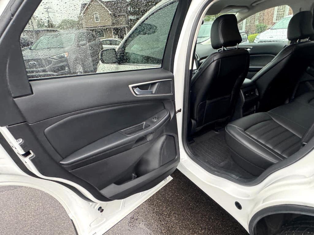 used 2022 Ford Edge car, priced at $27,500