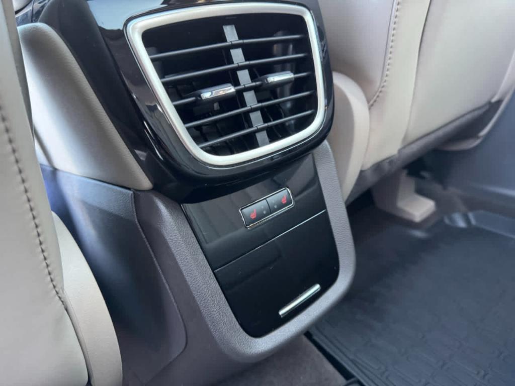 used 2022 Lincoln Nautilus car, priced at $35,500