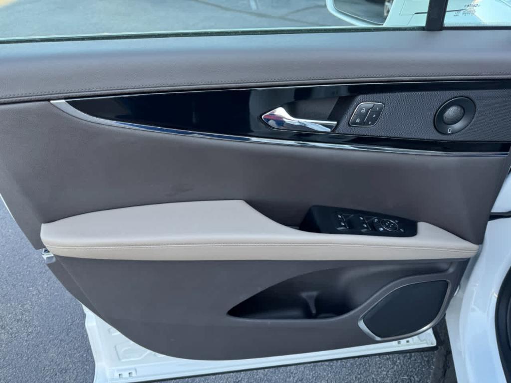 used 2022 Lincoln Nautilus car, priced at $35,500