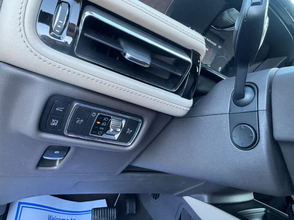 used 2022 Lincoln Nautilus car, priced at $35,500