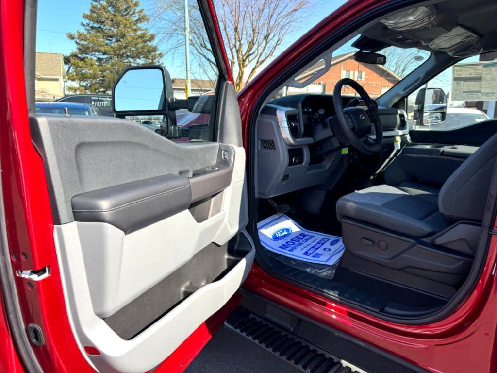 new 2025 Ford F-250 car, priced at $57,970