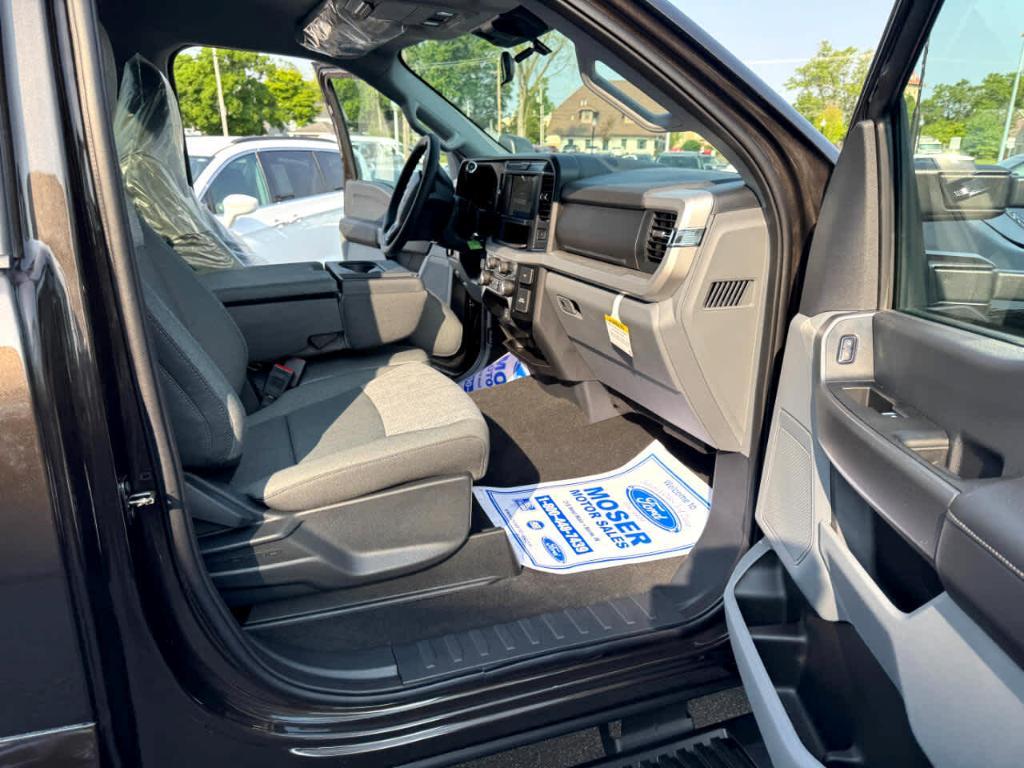 new 2025 Ford F-250 car, priced at $55,825