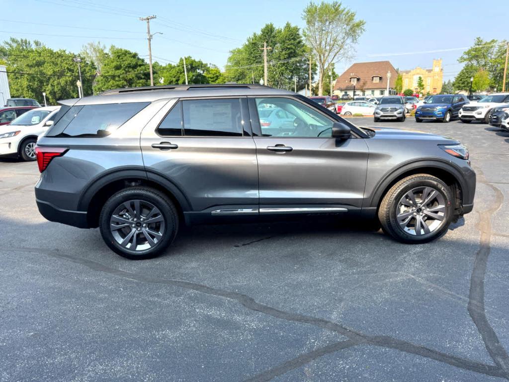new 2025 Ford Explorer car, priced at $44,691