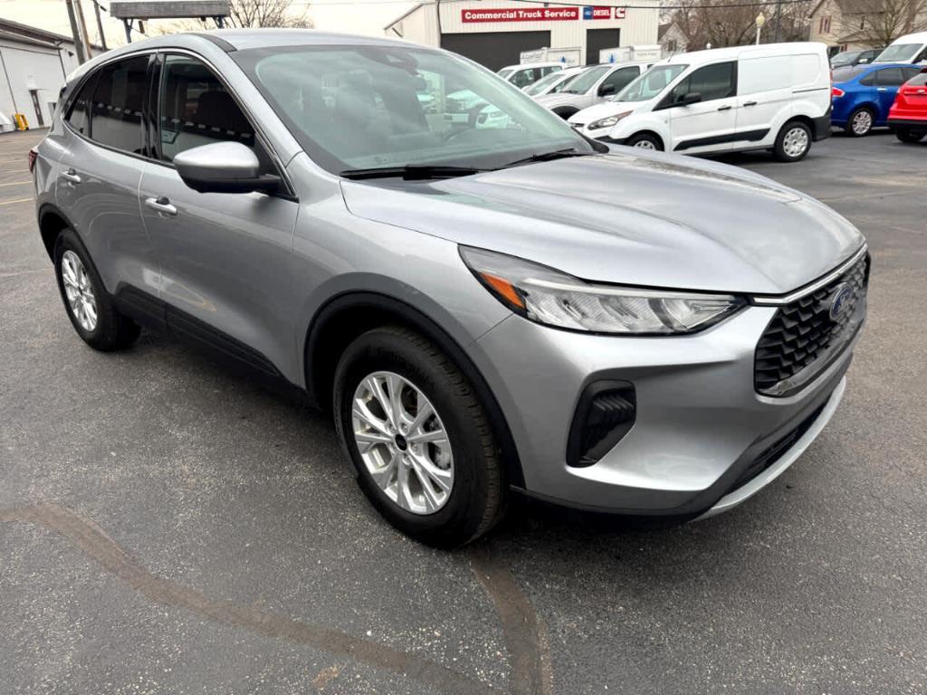 used 2023 Ford Escape car, priced at $25,900