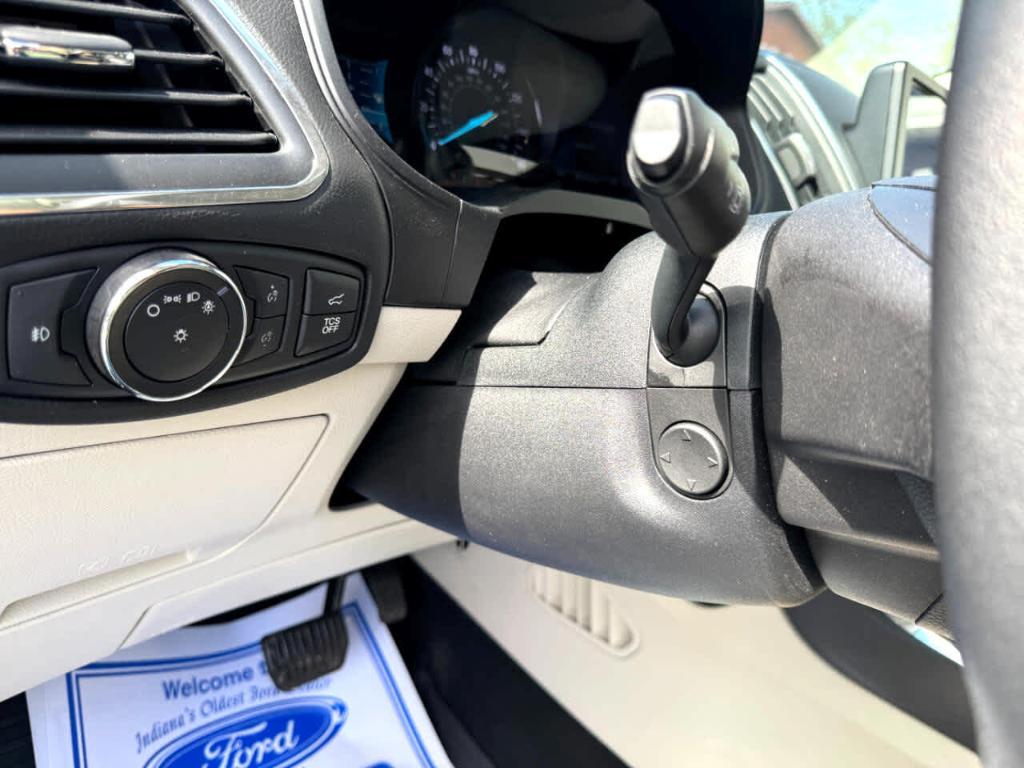 used 2022 Ford Edge car, priced at $29,900