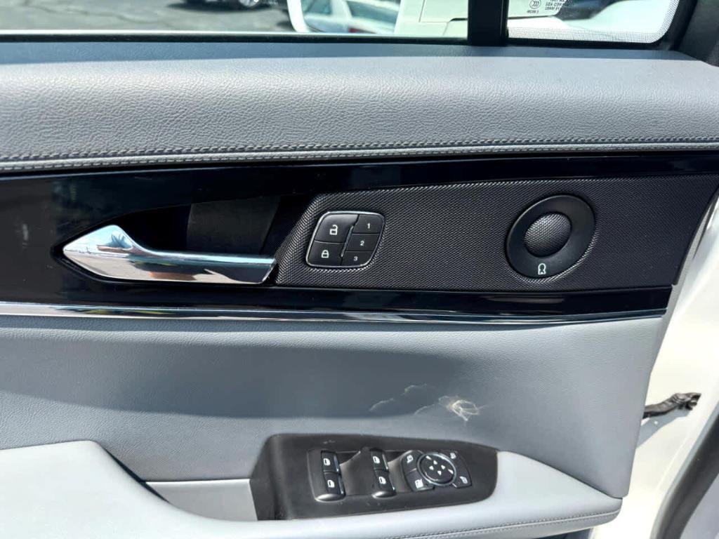 used 2021 Lincoln Nautilus car, priced at $36,500