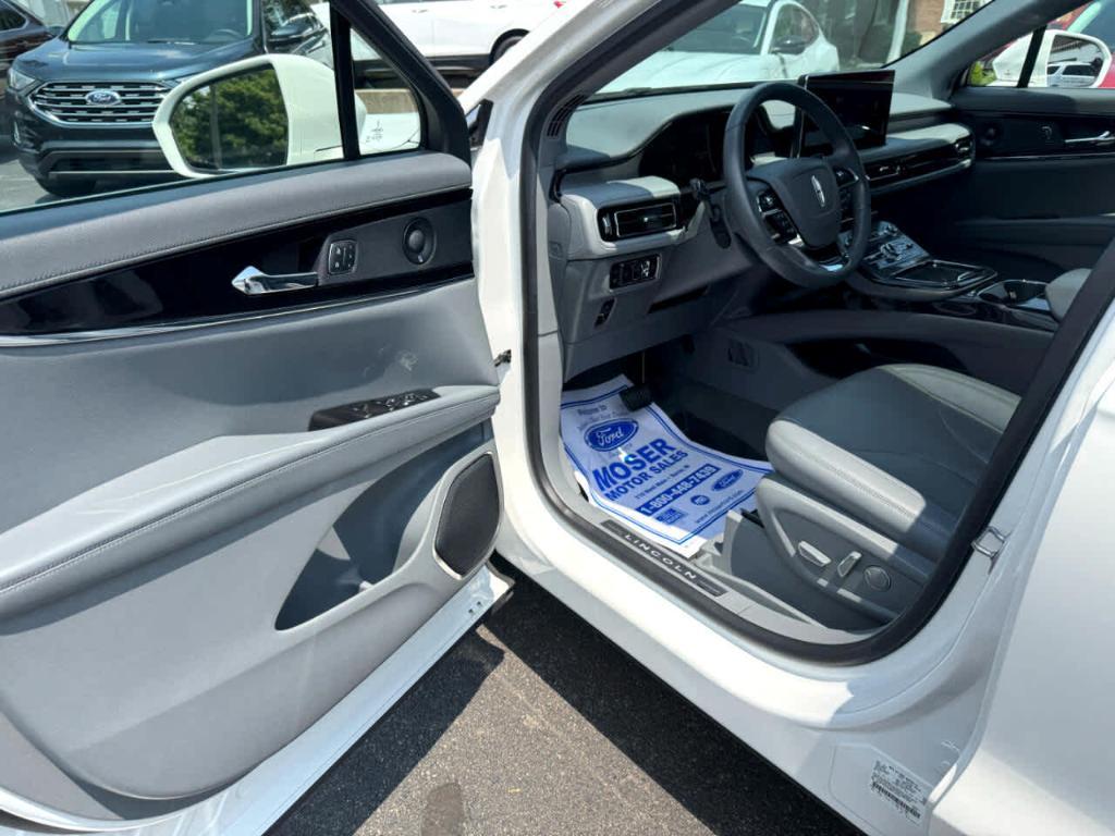 used 2021 Lincoln Nautilus car, priced at $36,500