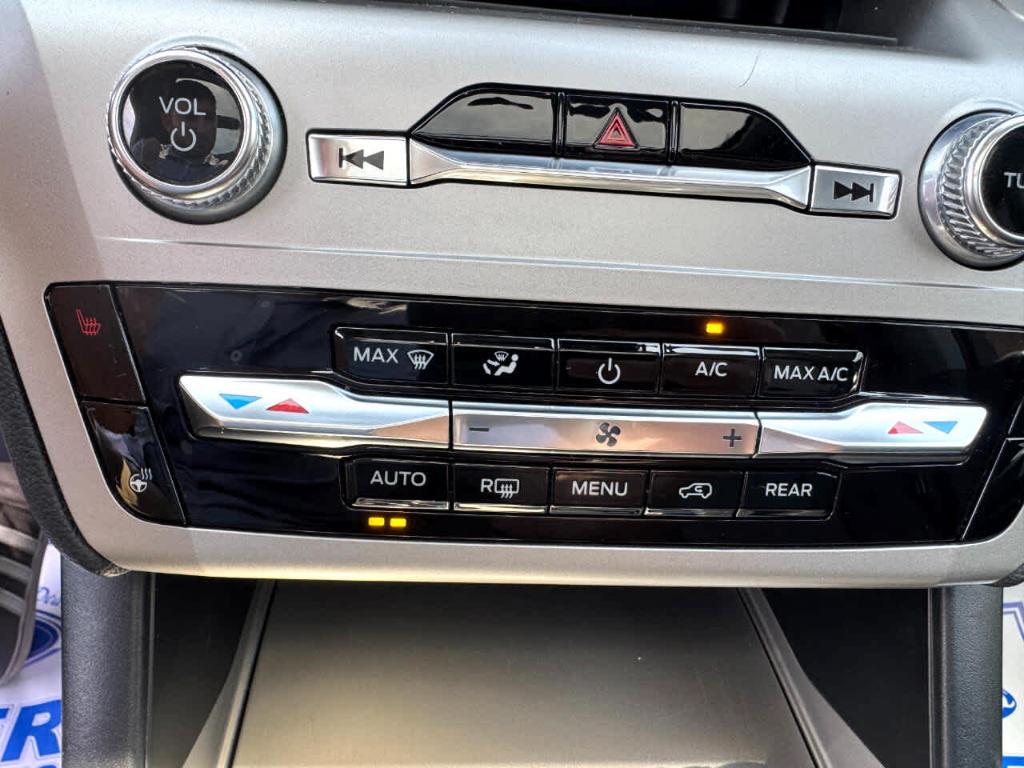 used 2022 Ford Explorer car, priced at $34,900