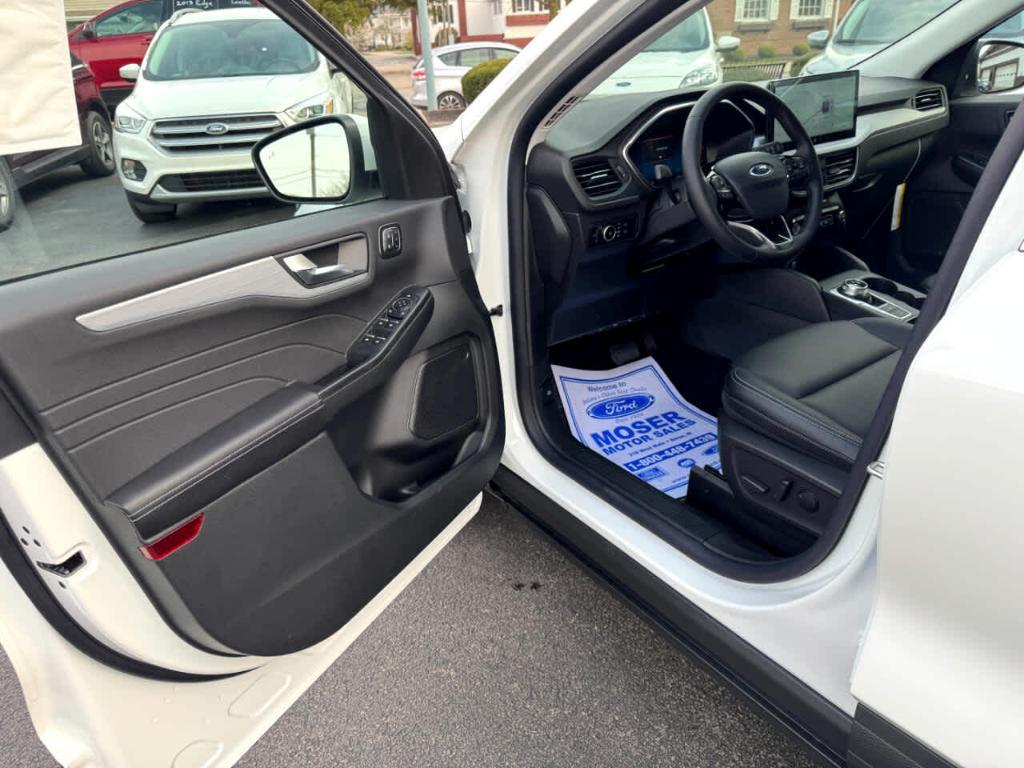 new 2025 Ford Escape car, priced at $34,148