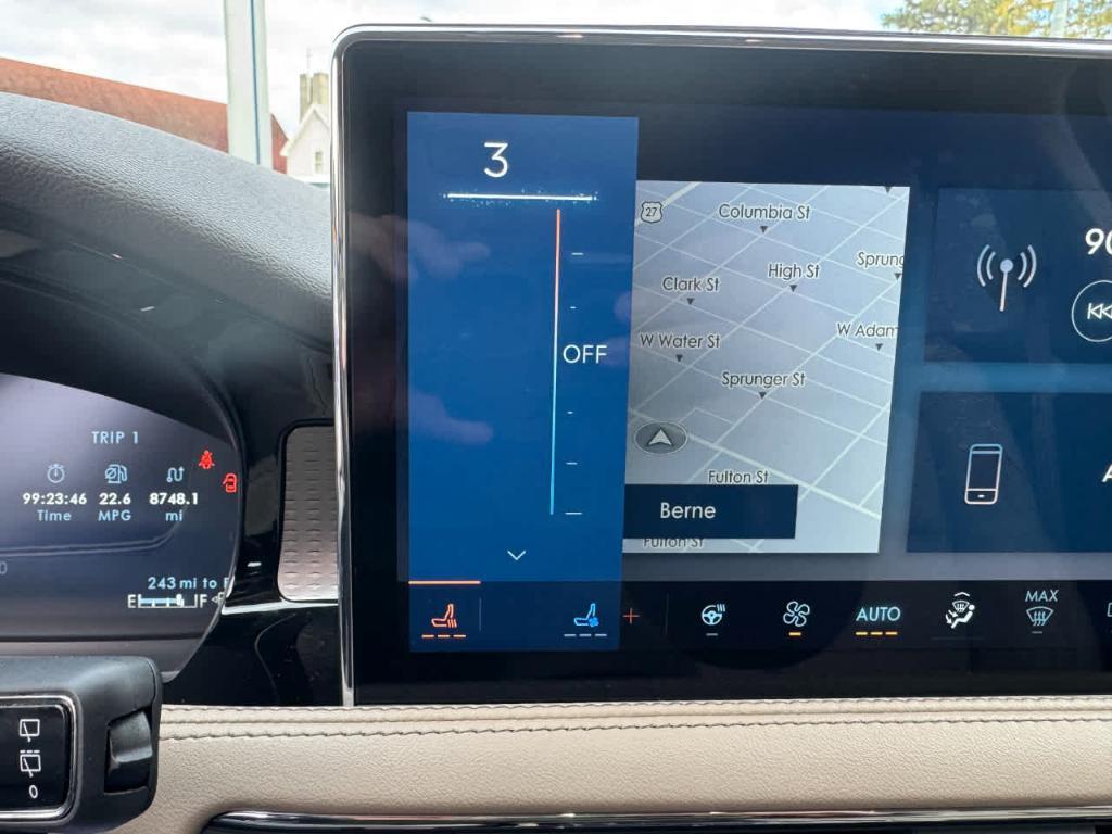 used 2023 Lincoln Corsair car, priced at $35,900