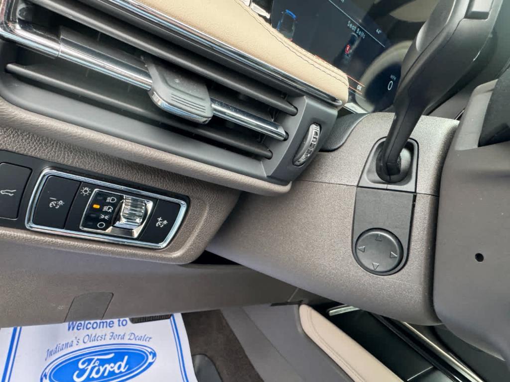 used 2023 Lincoln Corsair car, priced at $35,900