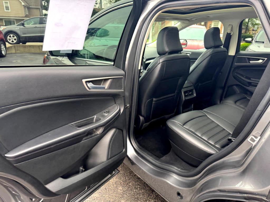 used 2023 Ford Edge car, priced at $29,900