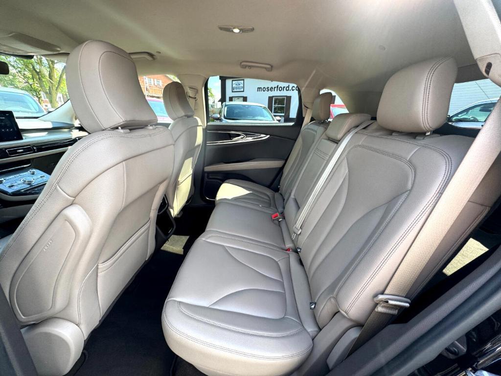 used 2022 Lincoln Nautilus car, priced at $29,900