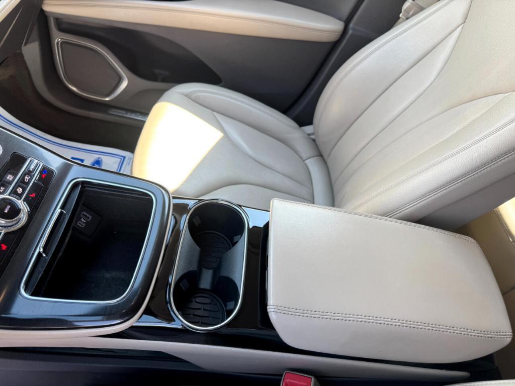 used 2022 Lincoln Nautilus car, priced at $29,900