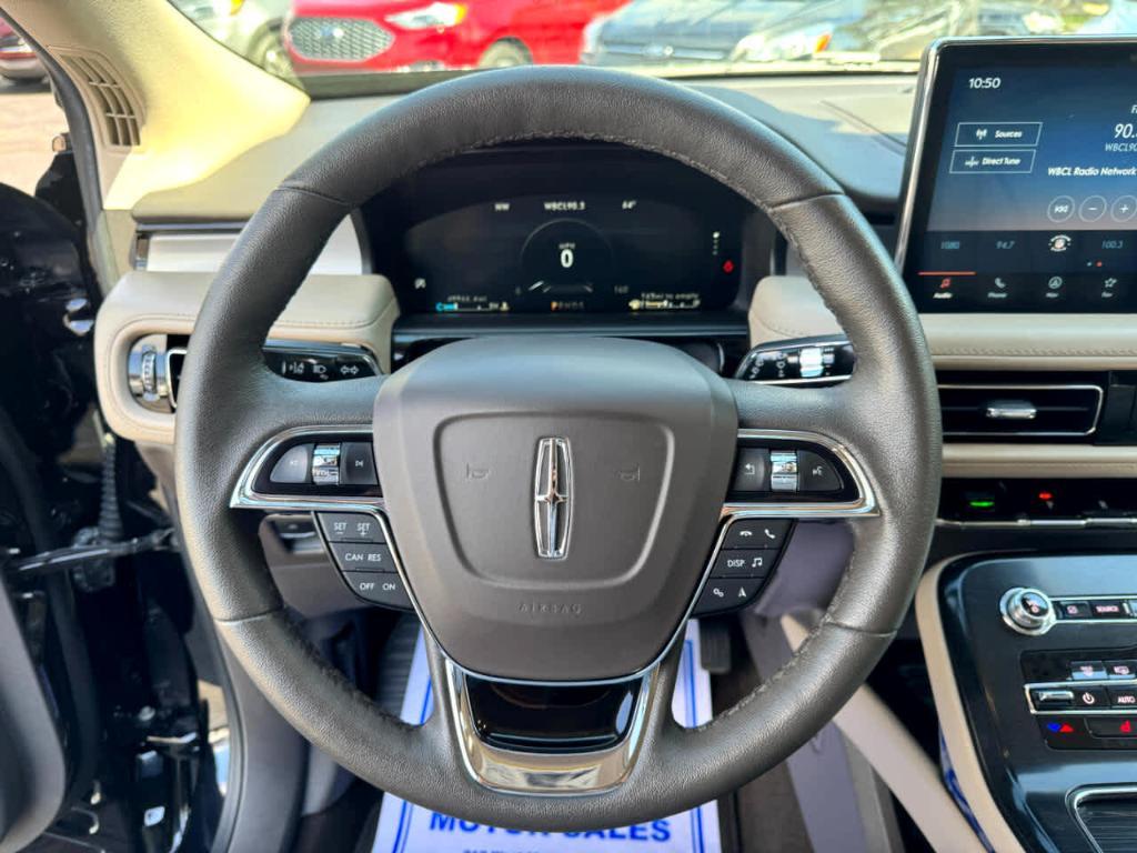 used 2022 Lincoln Nautilus car, priced at $29,900