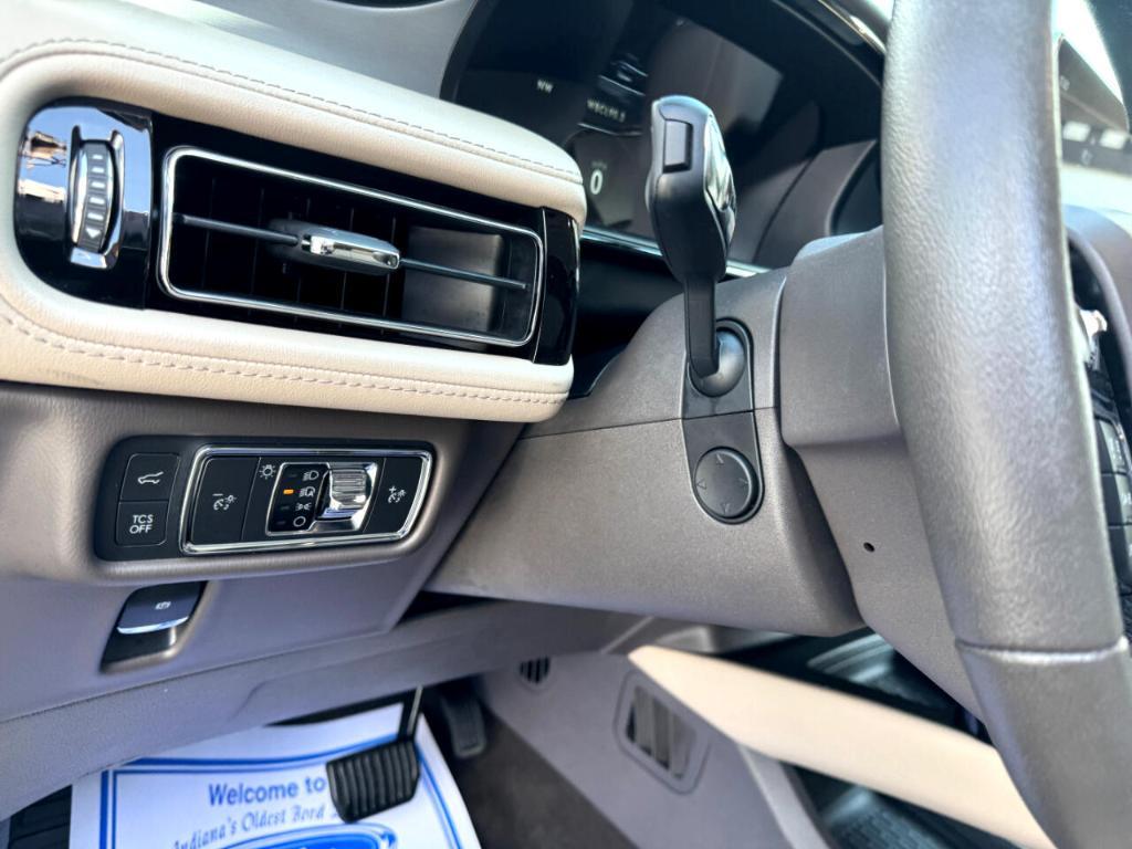 used 2022 Lincoln Nautilus car, priced at $29,900