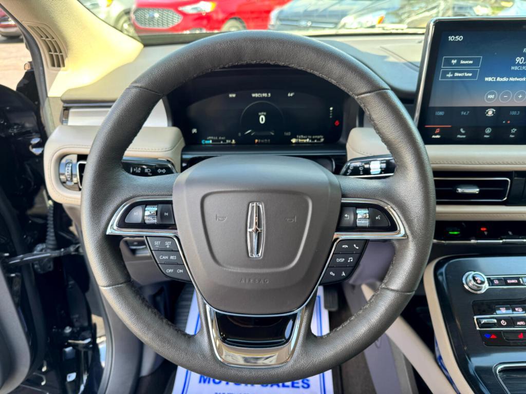 used 2022 Lincoln Nautilus car, priced at $29,900