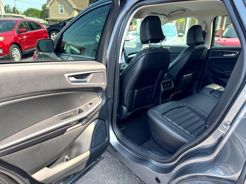 used 2024 Ford Edge car, priced at $35,900