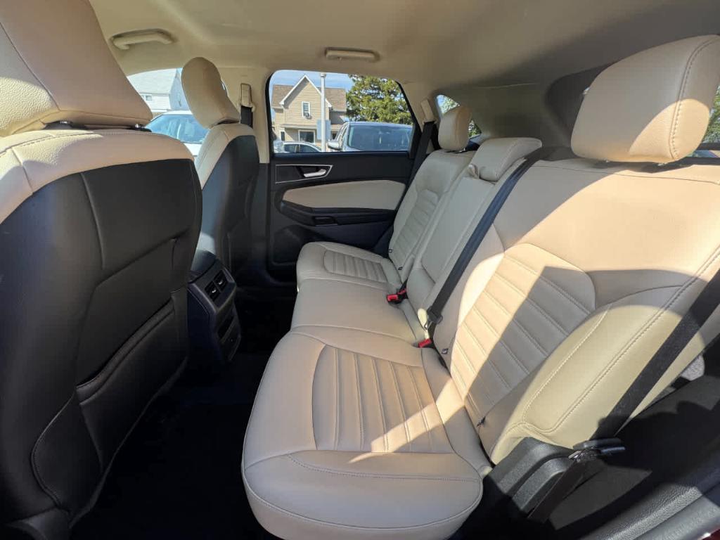 used 2024 Ford Edge car, priced at $27,500