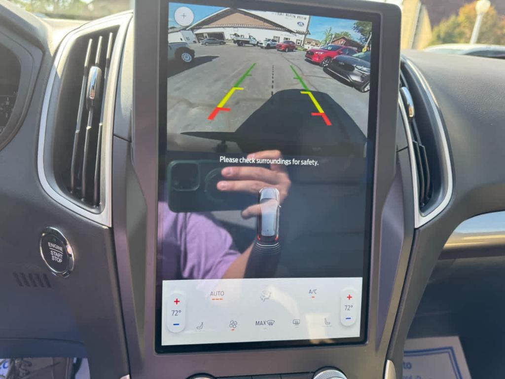 used 2024 Ford Edge car, priced at $27,500