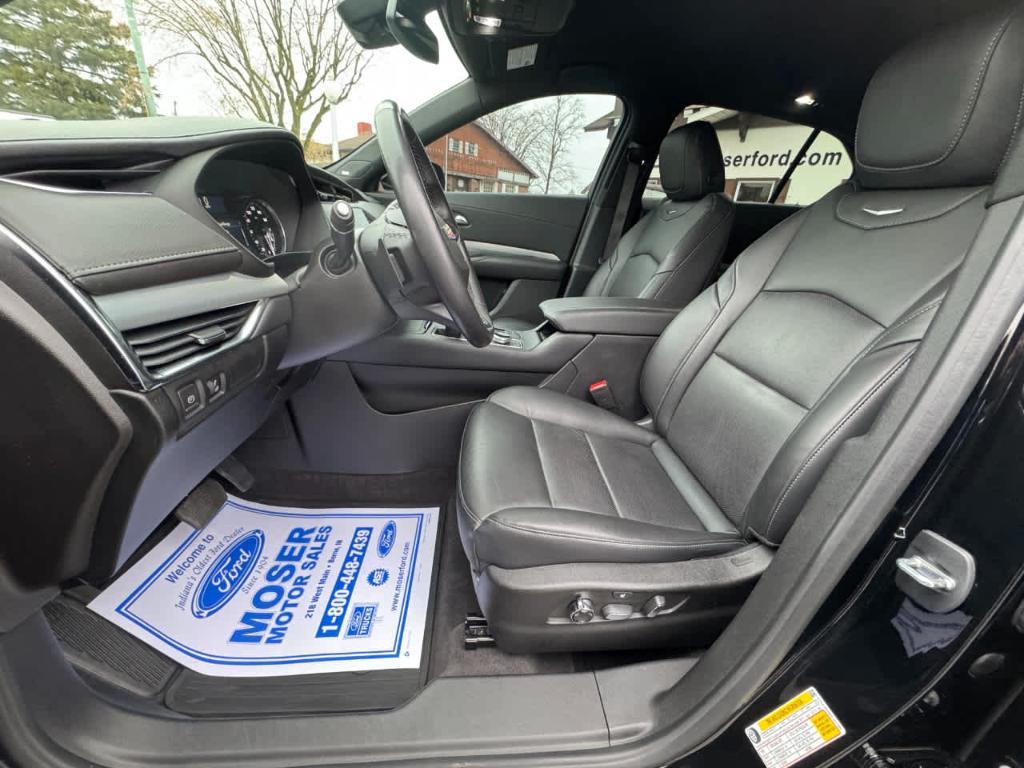 used 2023 Cadillac XT4 car, priced at $30,900