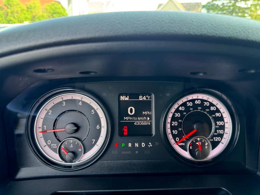 used 2021 Ram 1500 Classic car, priced at $22,900