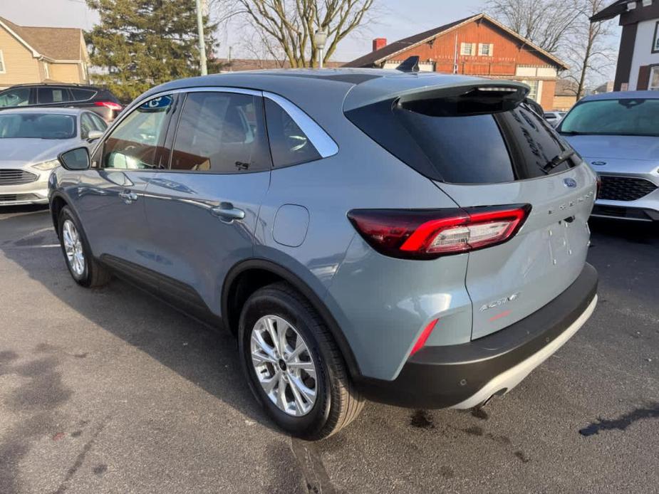 used 2023 Ford Escape car, priced at $25,900