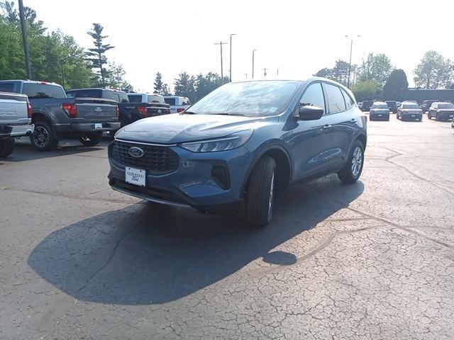 new 2025 Ford Escape car, priced at $34,075