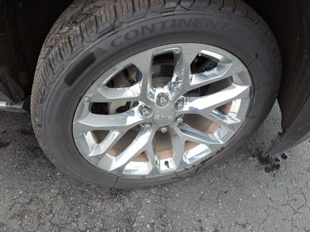 used 2019 GMC Yukon XL car, priced at $33,999