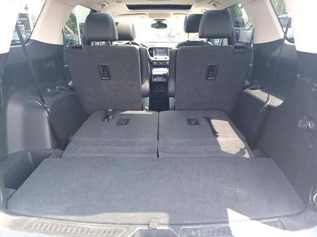 used 2020 GMC Acadia car, priced at $33,125