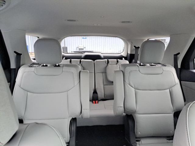 new 2025 Ford Explorer car, priced at $47,172