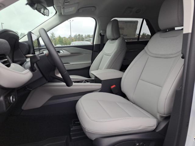 new 2025 Ford Explorer car, priced at $47,172