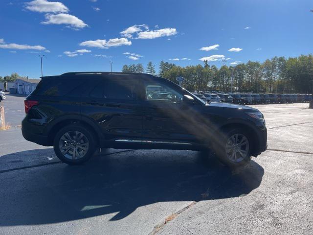 new 2025 Ford Explorer car, priced at $47,200