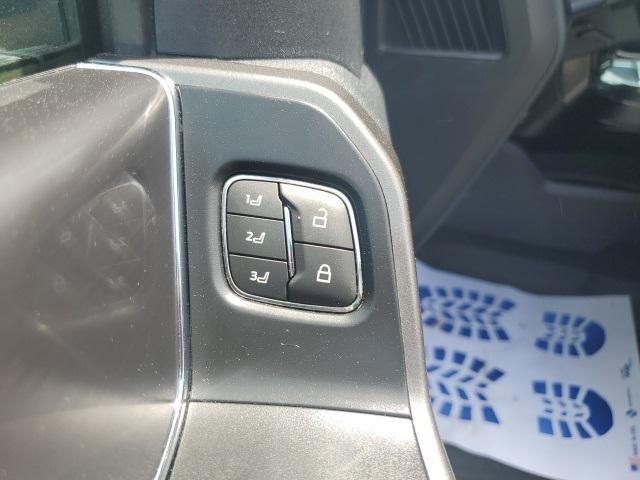 used 2022 Ford F-150 car, priced at $38,999